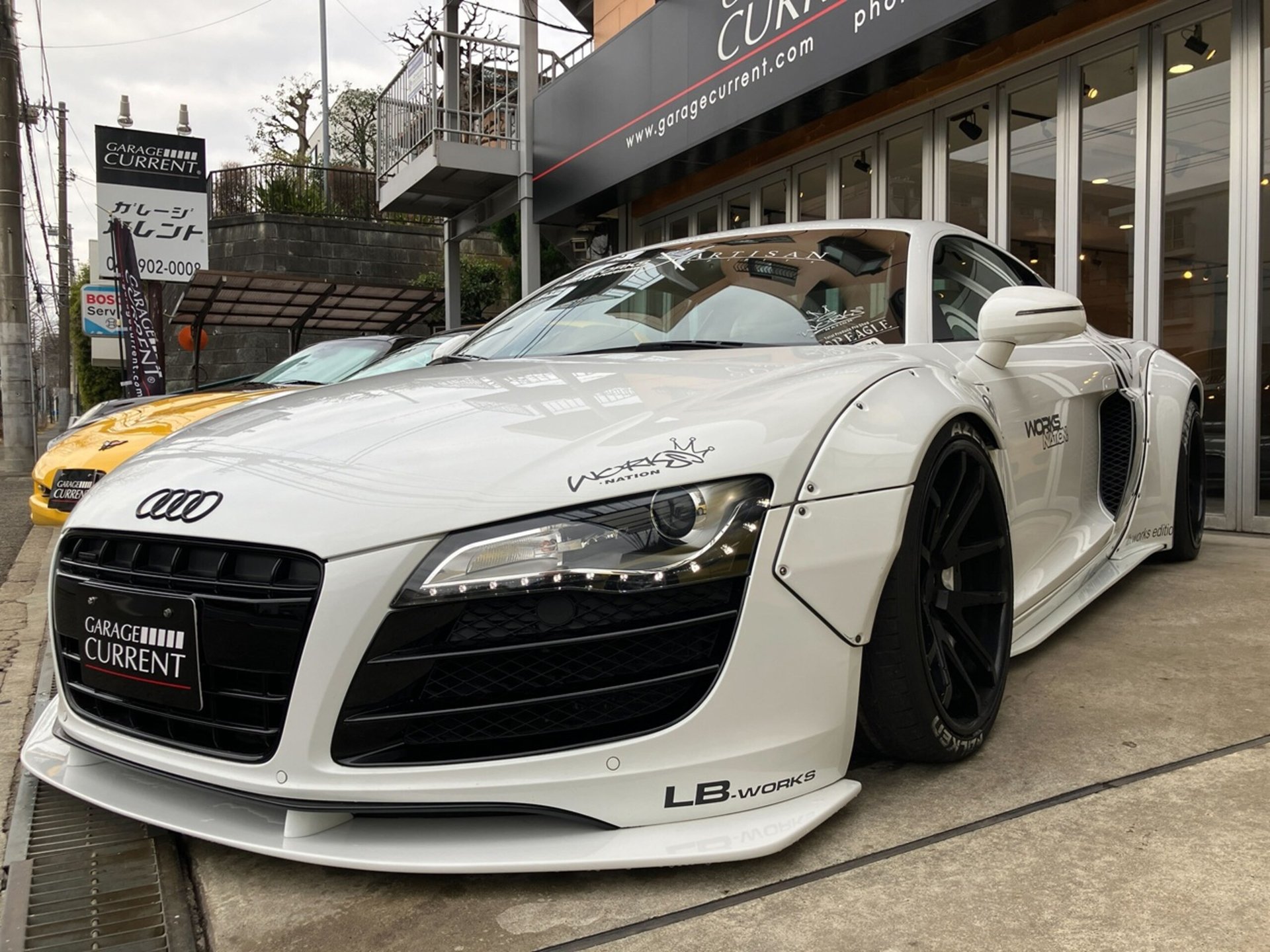 AUDI R8 - View 1