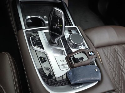 BMW 7 SERIES - 9