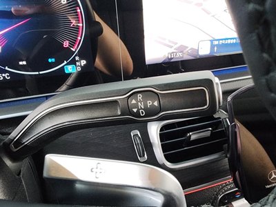 2024 Mercedes-BENZ GLE — миниатюра 12