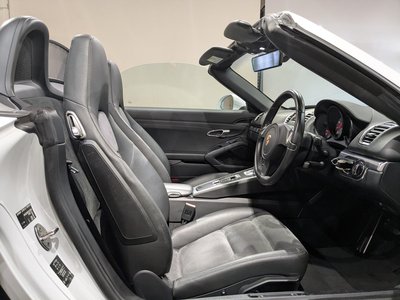 2015 Porsche BOXSTER thumbnail 21