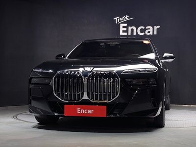 BMW I7 - 2