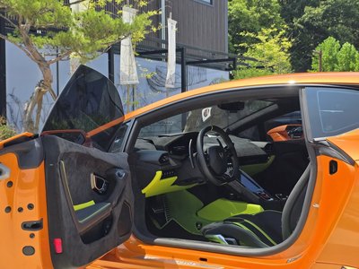 صورة 10 لـ 2023 Lamborghini HURACAN
