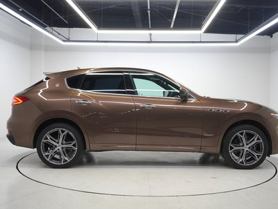MASERATI LEVANTE - 3