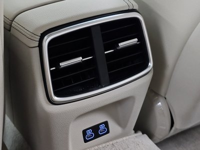 صورة مصغرة 19 لـ 2023 Genesis THE NEW G70
