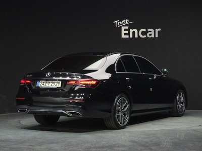 MERCEDES-BENZ E-CLASS - 4