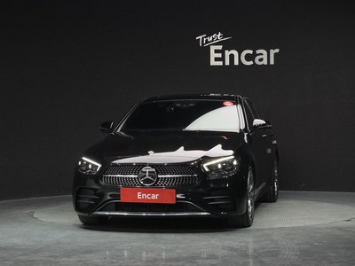 MERCEDES-BENZ E-CLASS - 2