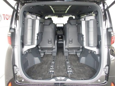 2025 Toyota ALPHARD — миниатюра 14