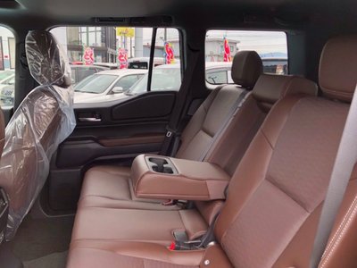 TOYOTA LAND CRUISER 250 - 7