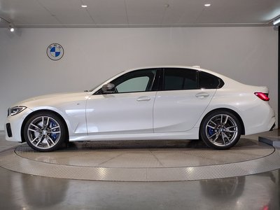 2021 BMW 3 SERIES photo 9