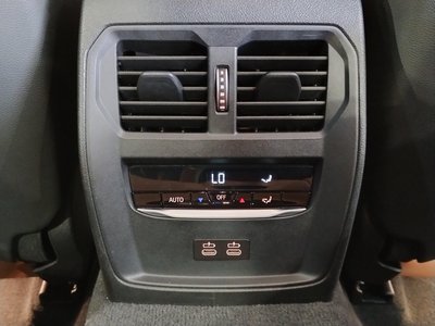 صورة مصغرة 50 لـ 2021 BMW 3 SERIES