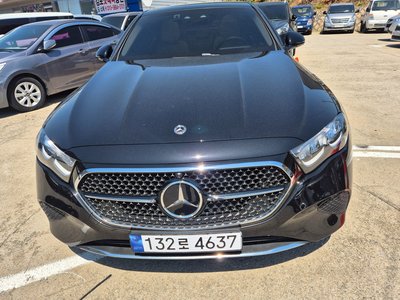 MERCEDES-BENZ E-CLASS - 2