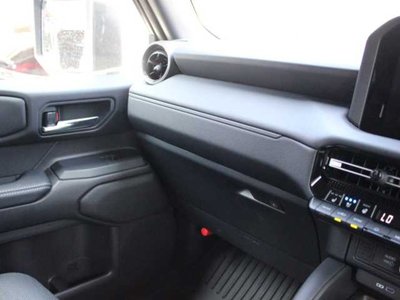 2025 Toyota LAND CRUISER 250 — миниатюра 20