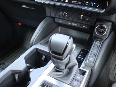 2025 Toyota LAND CRUISER 250 — миниатюра 15