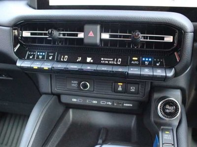2025 Toyota LAND CRUISER 250 — миниатюра 11