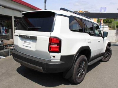 2025 Toyota LAND CRUISER 250 photo 2