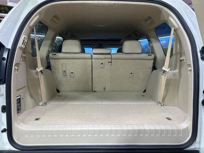 TOYOTA LAND CRUISER PRADO - 10