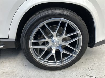 صورة 8 لـ 2025 Mercedes-BENZ GLE AMG