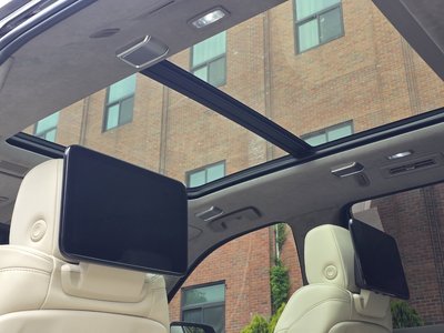 CADILLAC ESCALADE - 9