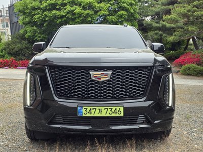 CADILLAC ESCALADE - 2