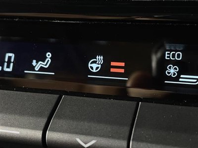 TOYOTA CROWN SPORT - 9