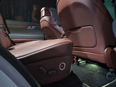 GENESIS GV80 - 8