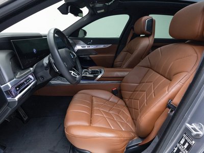 صورة مصغرة 11 لـ 2024 BMW 7 SERIES