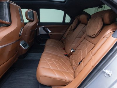 صورة مصغرة 12 لـ 2024 BMW 7 SERIES