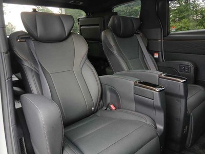 2024 Toyota ALPHARD — миниатюра 35