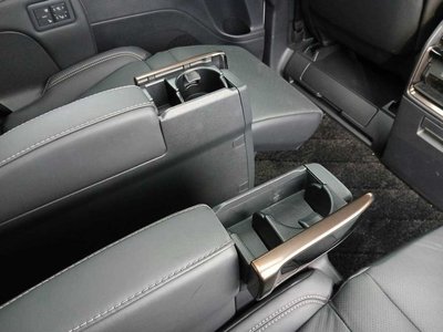 2024 Toyota ALPHARD — миниатюра 38