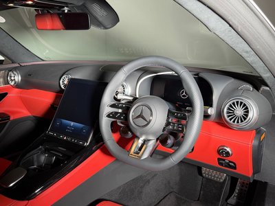 2025 Mercedes-BENZ GT AMG thumbnail 12