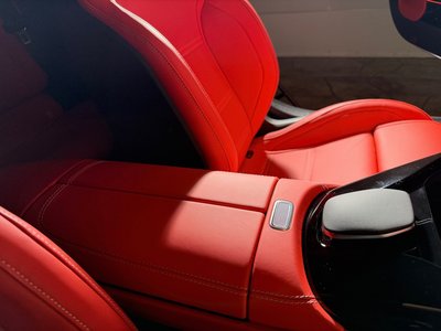 2025 Mercedes-BENZ GT AMG thumbnail 31