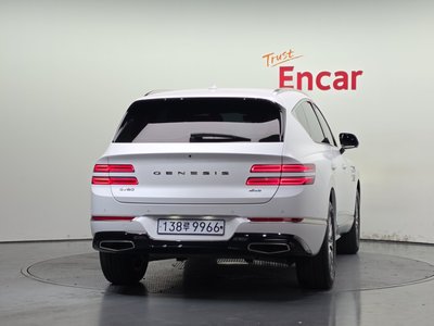 صورة 4 لـ 2021 Genesis GV80