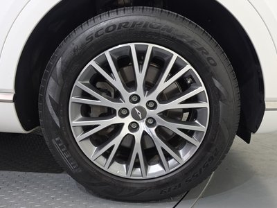 صورة 8 لـ 2021 Genesis GV80