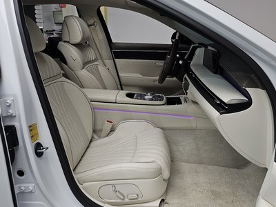 2022 Genesis G90 (RS4) — миниатюра 17