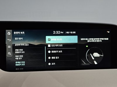 2022 Genesis G90 (RS4) — миниатюра 26