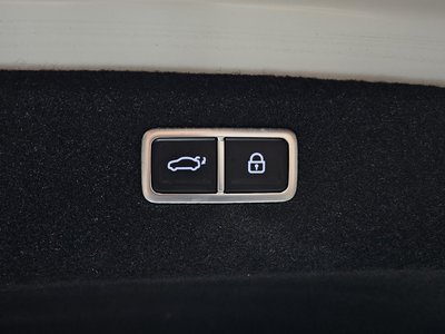 2022 Genesis G90 (RS4) — миниатюра 38