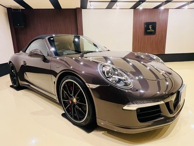 PORSCHE 911 CABRIOLET - 10