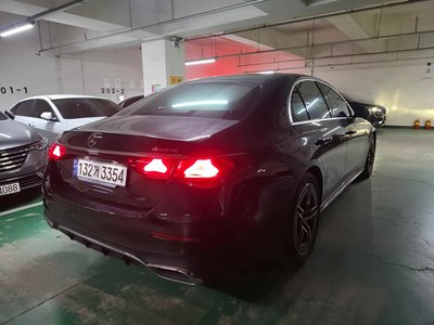 صورة 4 لـ 2024 Mercedes-BENZ E-CLASS