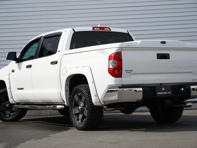 TOYOTA TUNDRA - 9
