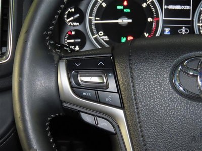 صورة مصغرة 12 لـ 2016 Toyota LAND CRUISER 200