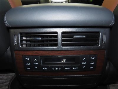 صورة مصغرة 21 لـ 2016 Toyota LAND CRUISER 200