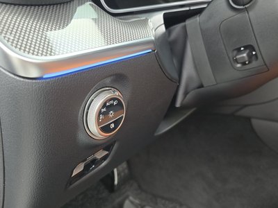 2026 MERCEDES-BENZ C-CLASS thumbnail 27