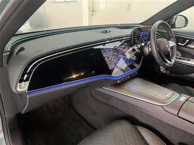 MERCEDES-BENZ E-CLASS - 9