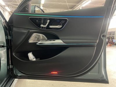 MERCEDES-BENZ E-CLASS - 6