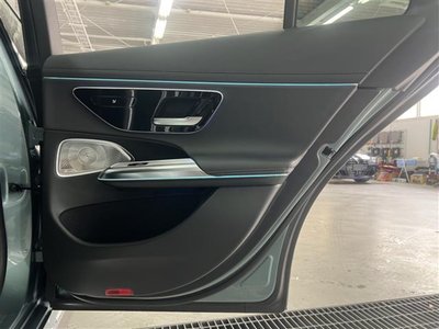 MERCEDES-BENZ E-CLASS - 8