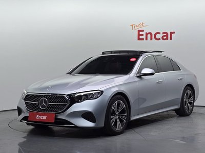 MERCEDES-BENZ E-CLASS - 1
