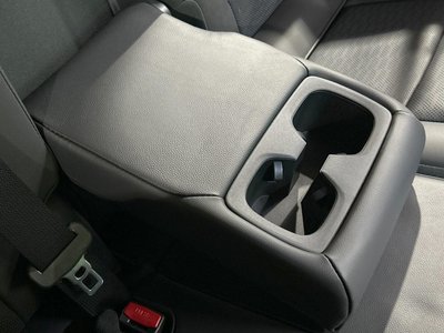 2025 Toyota LAND CRUISER 250 — миниатюра 66
