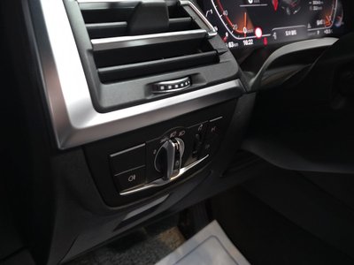 2023 BMW X4 thumbnail 28