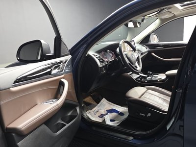 2023 BMW X4 thumbnail 13