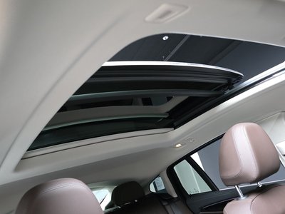 2023 BMW X4 thumbnail 24